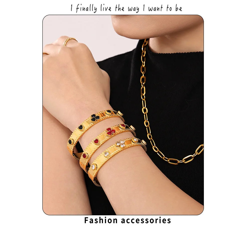 Women's Bracelet Gear Buckle Inlaid with Love Zircon Stainless Steel Fashion Versatile Jewelry Accessories