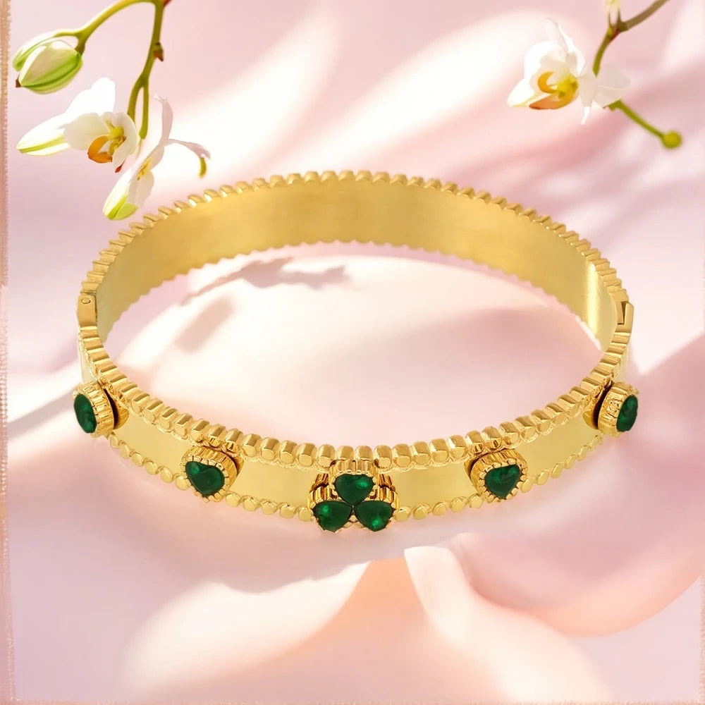 Women's Bracelet Gear Buckle Inlaid with Love Zircon Stainless Steel Fashion Versatile Jewelry Accessories